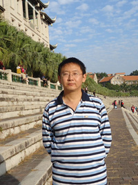 李啸虎个人照片.jpg