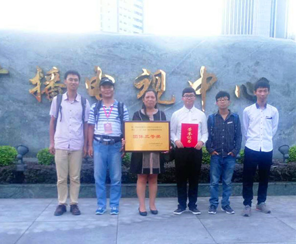 微信图片_20170925094055_副本.jpg